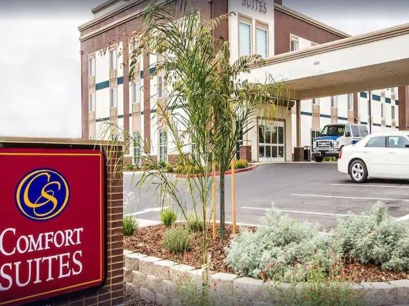 Comfort Suites Woodland - Sacramento Airport Buitenkant foto