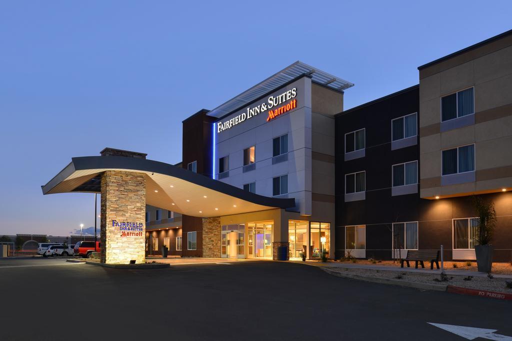 Comfort Suites Woodland - Sacramento Airport Buitenkant foto
