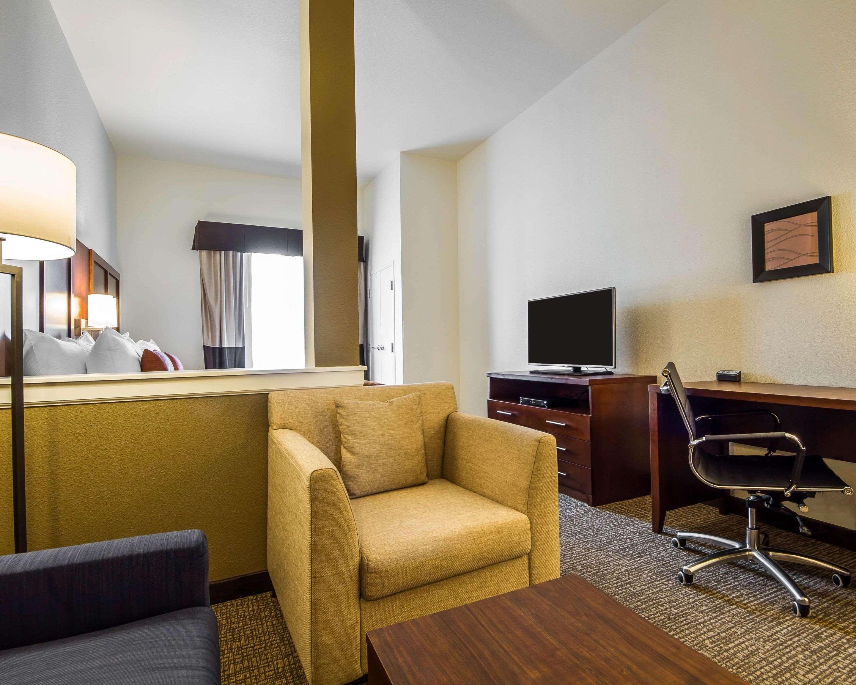 Comfort Suites Woodland - Sacramento Airport Buitenkant foto
