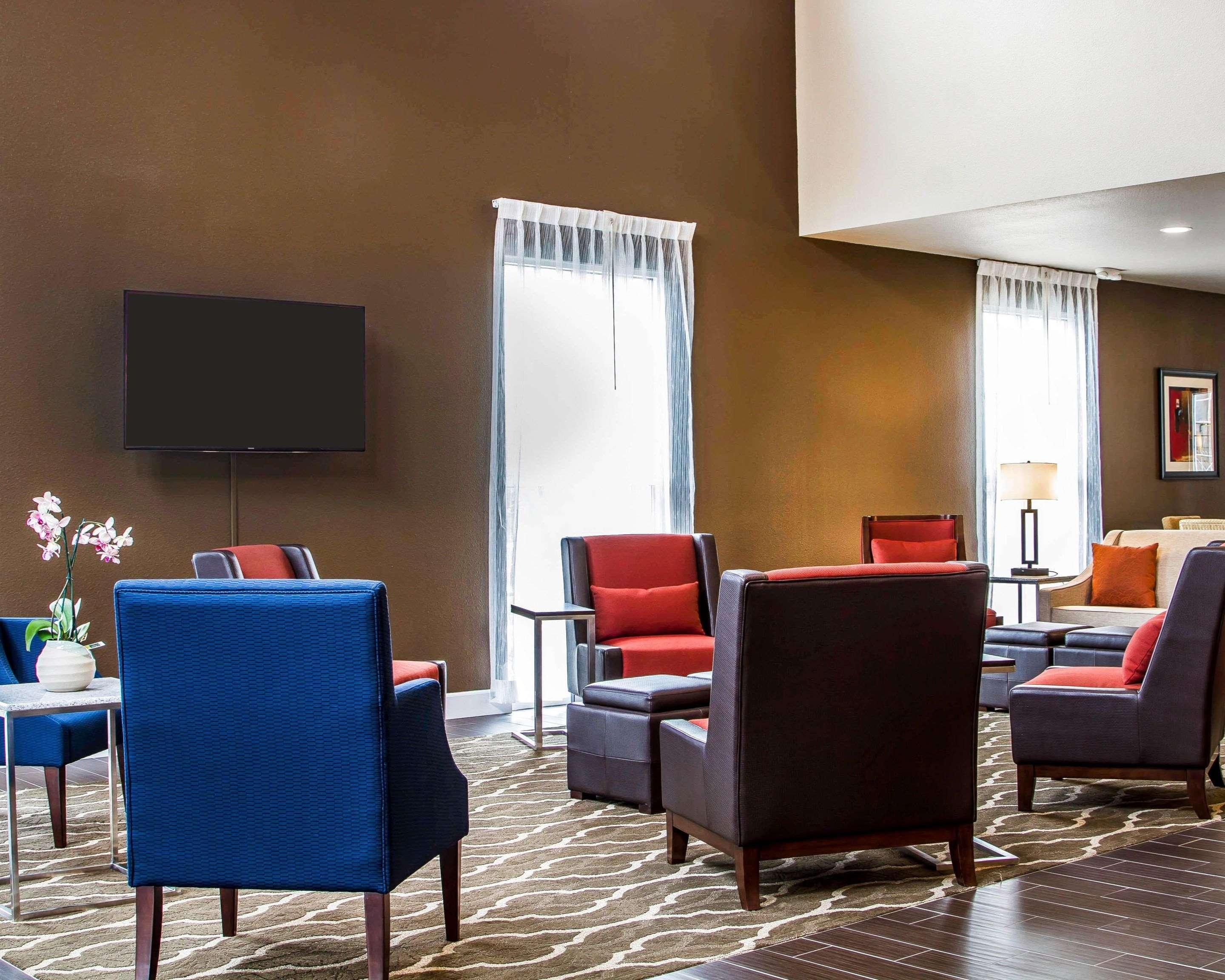Comfort Suites Woodland - Sacramento Airport Buitenkant foto